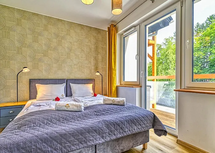 Pod Reglami By Royal Aparts 스클라르스카포렘바